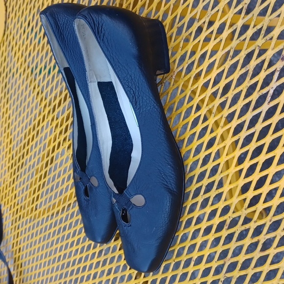 Ros Hommerson shoe leather slip-on, ballet flat look, small heel - Picture 2 of 10